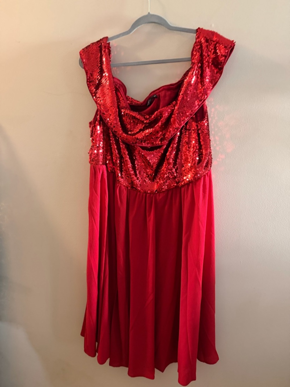NWOT, SHEIN Red Sequin Cowl Neck plus women’s 4XL / 20 Evening Party Dress.